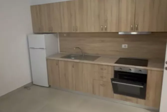 Shtepi me qera 2+1 ne Tirane - 500 Euro