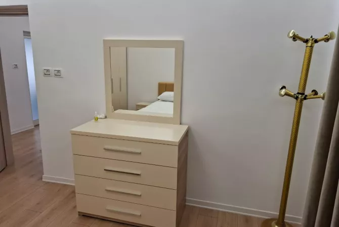 Shtepi me qera Apartament ne Tirane, 1+1, Mobilimi E mobiluar, Pagesa 550  Euro.