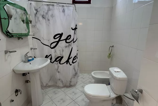 Shtepi ne shitje 2+1 ne Tirane - 12,900,000 Leke