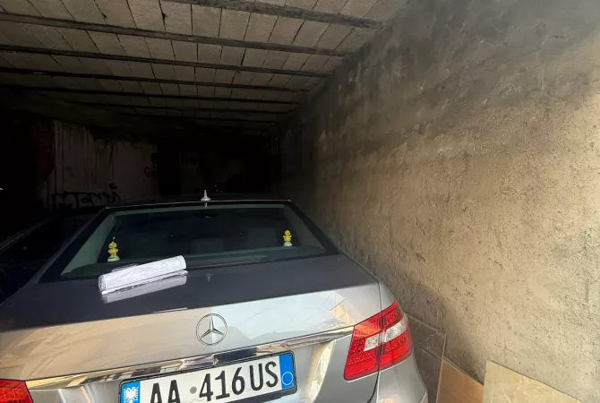 Shtepi me qera 3+1 ne Tirane - 85,000 Leke