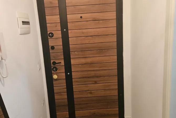 Shtepi me qera Apartament ne Tirane, 1+1, Mobilimi E mobiluar, Pagesa 50,000  Leke.