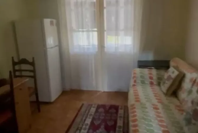 Shtepi me qera 2+1 ne Tirane - 45,000 Leke