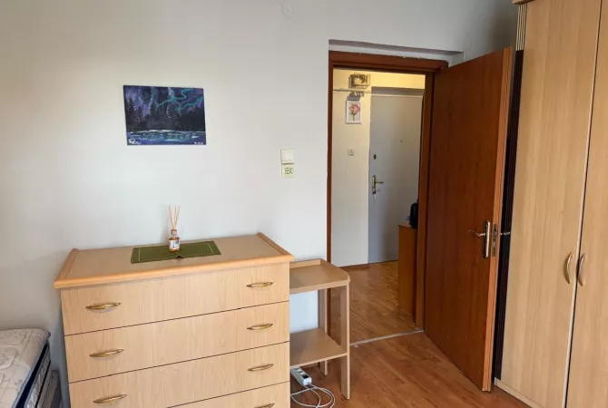 Shtepi me qera Apartament ne Tirane, 2+1, Mobilimi E mobiluar, Pagesa 600  Euro.