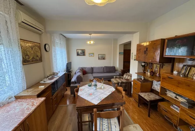 Shtepi me qera 2+1 ne Tirane - 600 Euro