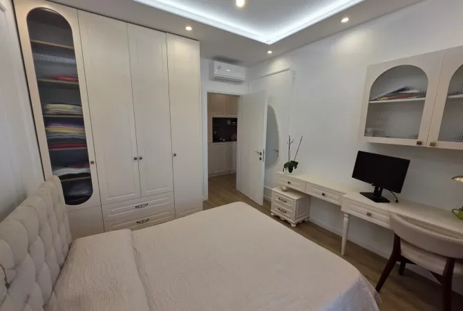 Shtepi me qera Apartament ne Tirane, 1+1, Mobilimi E mobiluar, Pagesa 75,000  Leke.
