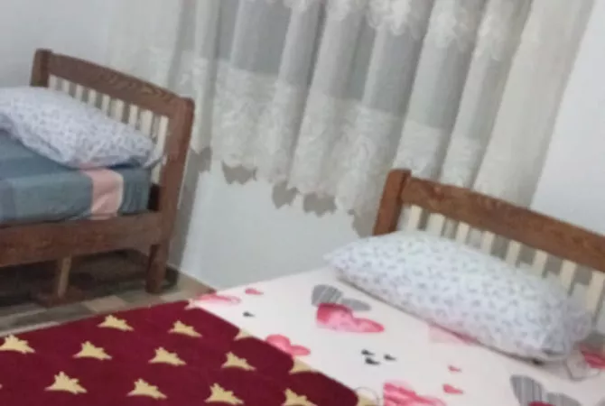 Shtepi me qera Apartament ne Tirane, 2+1, Mobilimi E mobiluar, Pagesa 50,000  Leke.