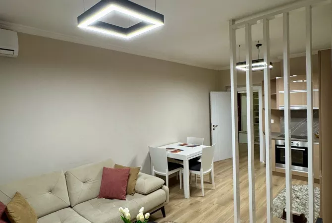 Shtepi me qera 1+1 ne Tirane - 900 Euro