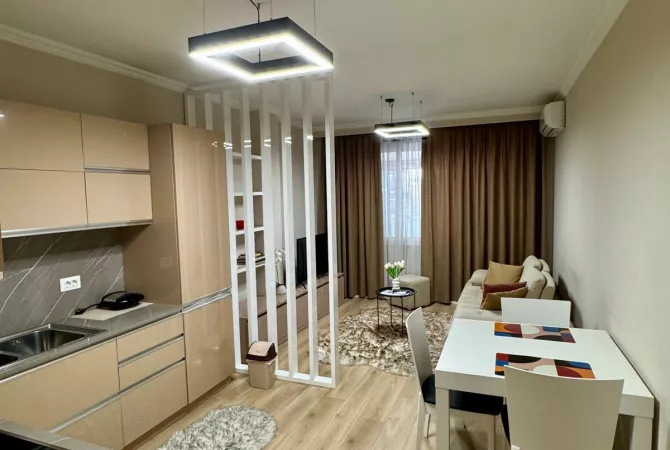 Shtepi me qera 1+1 ne Tirane - 900 Euro