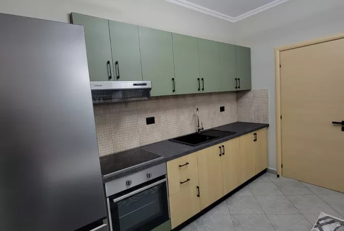 Shtepi me qera Apartament ne Tirane, 1+1, Mobilimi E mobiluar, Pagesa 450  Euro.