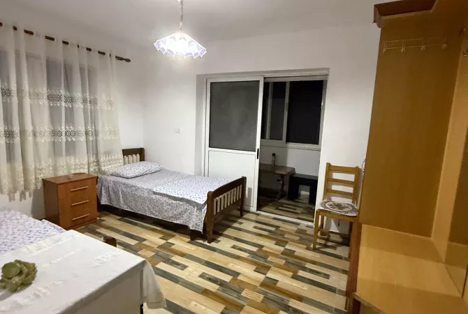 Shtepi me qera Apartament ne Tirane, 1+1, Mobilimi E mobiluar, Pagesa 500  Euro.