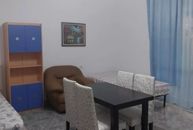 Shtepi ne shitje Apartament ne Tirane, 1+1, Mobilimi E mobiluar, Pagesa 70,000  Euro.