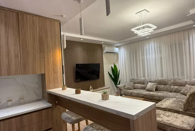 Shtepi me qera Apartament ne Tirane, 2+1, Mobilimi E mobiluar, Pagesa 800  Euro.