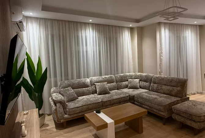 Shtepi me qera 2+1 ne Tirane - 800 Euro