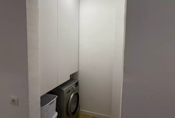 Shtepi me qera Apartament ne Tirane, 2+1, Mobilimi E mobiluar, Pagesa 800  Euro.