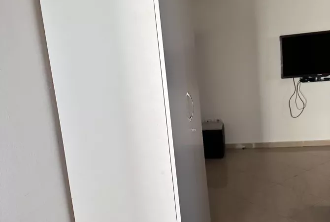 Shtepi me qera Apartament ne Tirane, 2+1, Mobilimi E mobiluar, Pagesa 500  Euro.