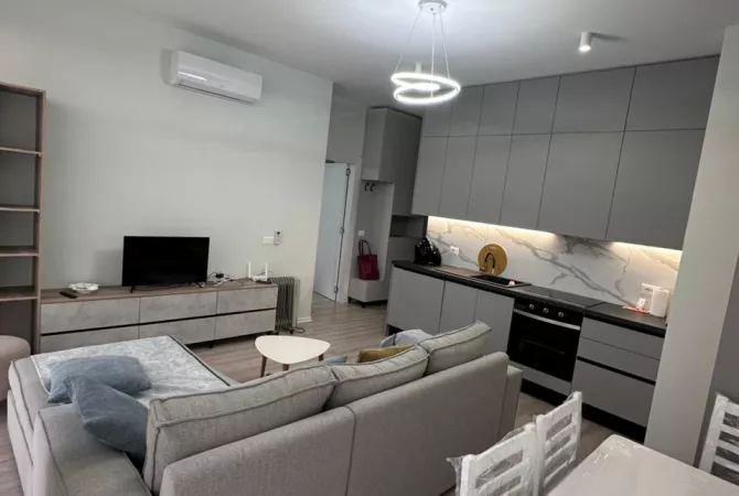 Casa in affitto 1+1 a Tirana - 800 Euro