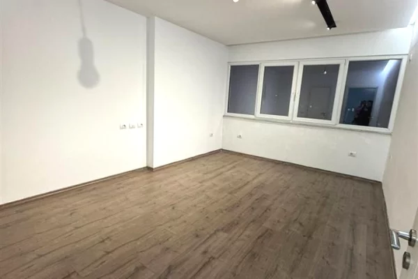 Shtepi me qera 2+1 ne Tirane - 500 Euro