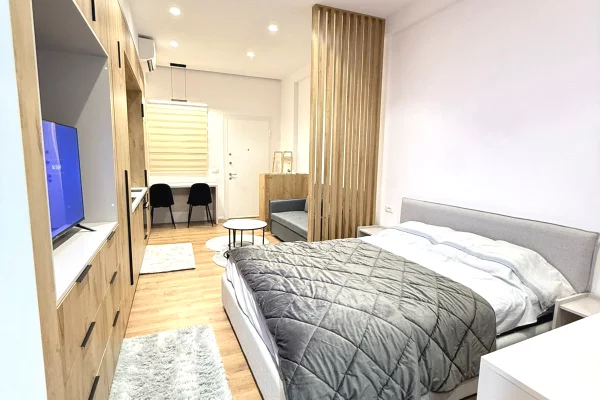 Shtepi me qera Apartament ne Tirane, Garsoniere, Mobilimi E mobiluar, Pagesa 37,000  Leke.