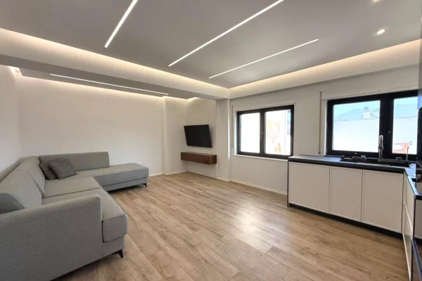 Shtepi ne shitje 1+1 ne Tirane - 165,000 Euro