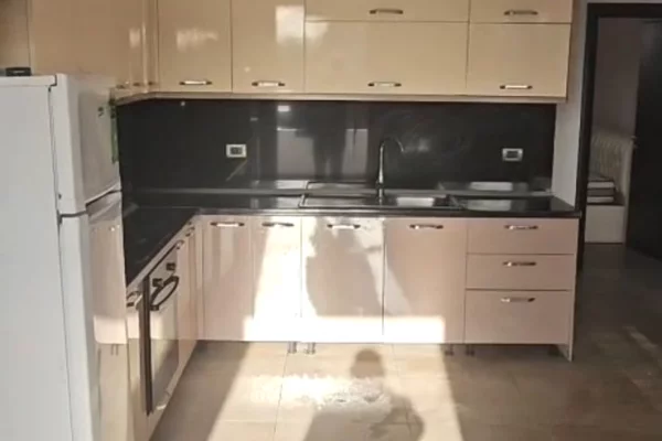 House for Rent 1+1 in Tirana - 34,000 Leke