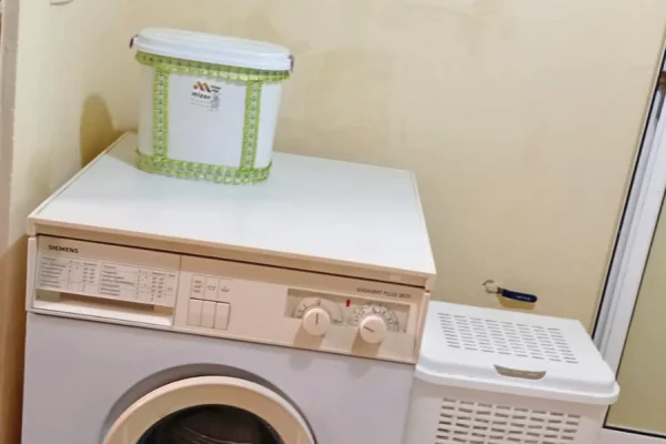 Shtepi me qera Shtepi Private ne Tirane, Garsoniere, Mobilimi E mobiluar, Pagesa 30,000  Leke.