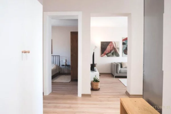 Shtepi me qera Apartament ne Tirane, 1+1, Mobilimi E mobiluar, Pagesa 650  Euro.