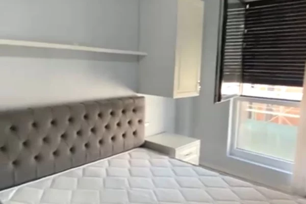 Shtepi me qera Apartament ne Tirane, 1+1, Mobilimi E mobiluar, Pagesa 55,000  Leke.