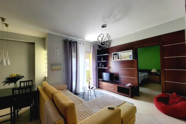 Shtepi me qera 1+1 ne Tirane - 500 Euro