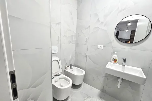 Shtepi me qera Apartament ne Tirane, 1+1, Mobilimi E mobiluar, Pagesa 43,000  Leke.