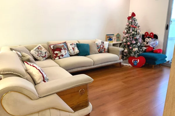 Shtepi me qera 2+1 ne Tirane - 750 Euro