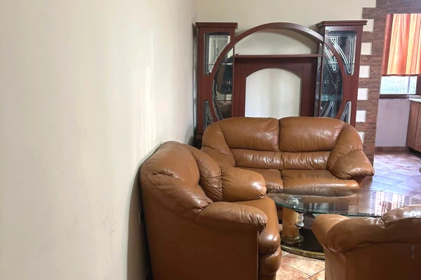 JEPET ME QIRA APARTAMENT 1+1 – BRRYLI