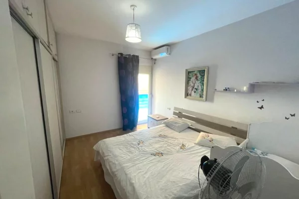 Shtepi ne shitje Apartament ne Tirane, 2+1, Mobilimi E mobiluar, Pagesa 13,000,000  Leke.