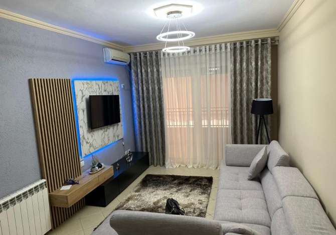 Shtepi me qera 2+1 ne Tirane - 490 Euro