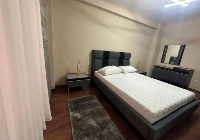 Shtepi me qera 2+1 ne Tirane - 490 Euro