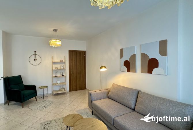 Shtepi me qera 2+1 ne Tirane - 750 Euro