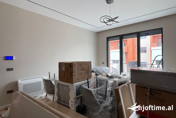 Shtepi me qera Apartament ne Tirane, 2+1, Mobilimi E mobiluar, Pagesa 1,400  Euro.