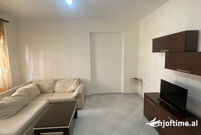 Shtepi ne shitje 1+1 ne Tirane - 138,000 Euro