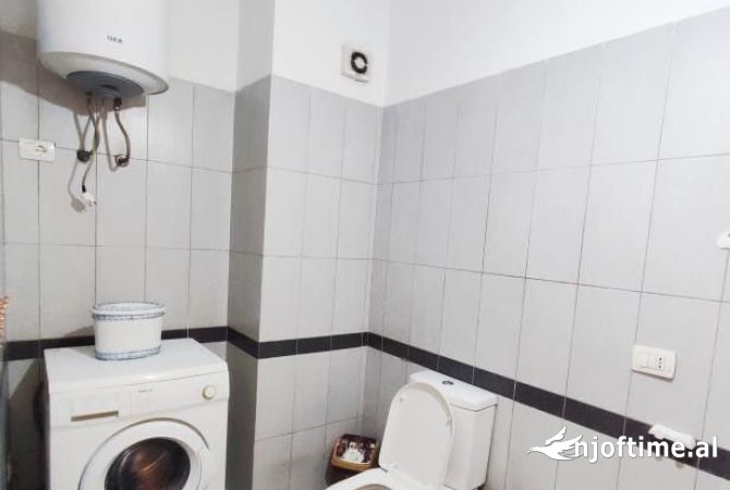 Shtepi ne shitje 1+1 ne Tirane - 90,000 Euro