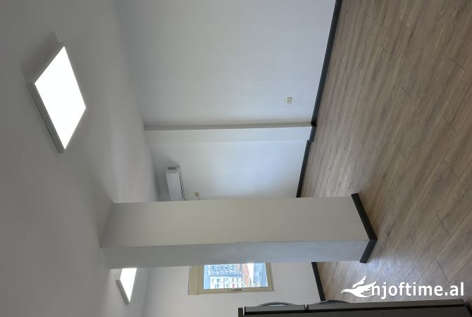 Shtepi me qera 2+1 ne Tirane - 700 Euro