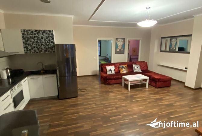 Shtepi me qera 2+1 ne Tirane - 750 Euro