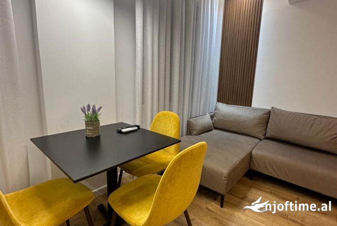 Shtepi me qera 2+1 ne Tirane - 850 Euro