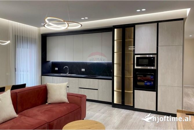 Shtepi me qera 2+1 ne Tirane - 1,500 Euro