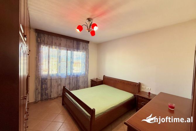 Shtepi me qera 2+1 ne Tirane - 550 Euro