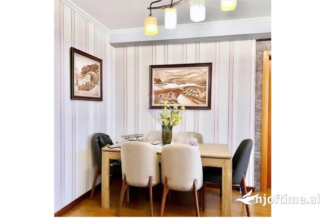 Shtepi ne shitje 3+1 ne Tirane - 380,000 Euro