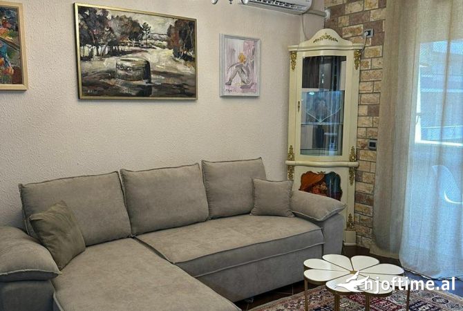 Shtepi ne shitje 1+1 ne Tirane - 175,000 Euro