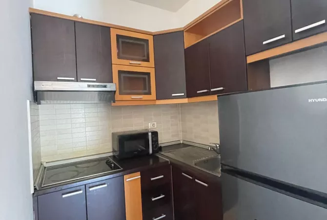 Shtepi me qera 2+1 ne Tirane - 400 Euro