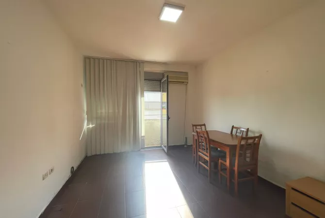 Apartment for rent in Tirana 2+1, Emty
