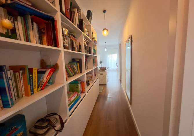 Shtepi me qera 2+1 ne Tirane - 750 Euro