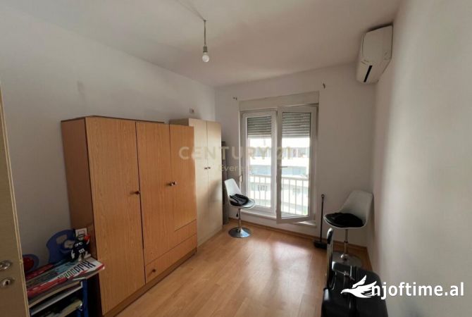 Shtepi ne shitje 2+1 ne Tirane - 180,000 Euro