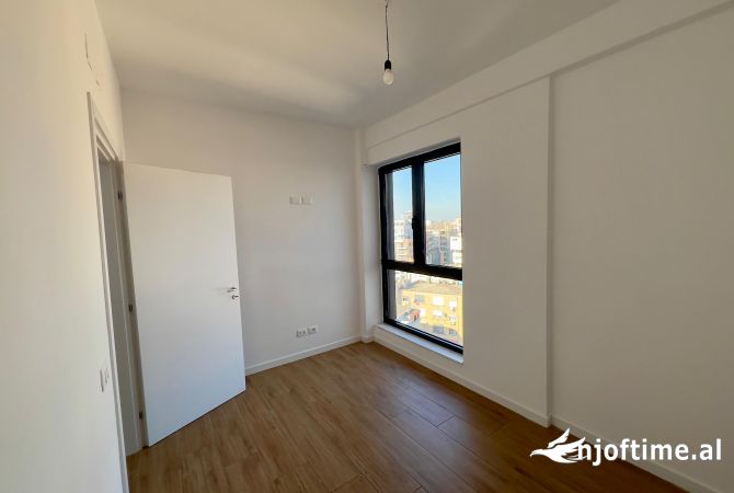 Ambient biznesi me qera 3+1 ne Tirane - 800 Euro